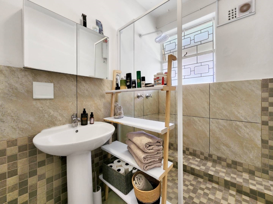 2 Bedroom Property for Sale in Green Point Western Cape